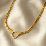 Eternal Link Heart Necklace in 18 carat gold with bold chain design