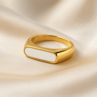 Noir Enamel Band Ring in 18 carat gold with white enamel inlay