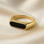 Noir Crest Signet Ring