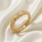 Zariya Luxe Crystal Band Ring